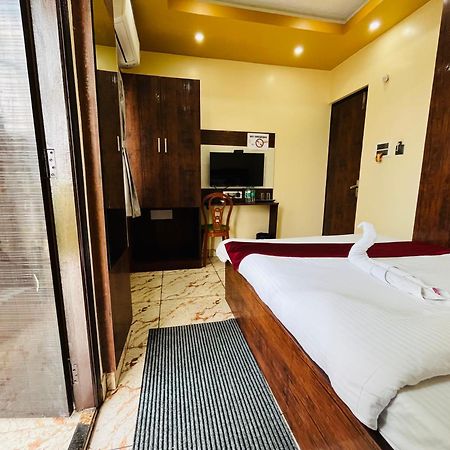 Hotel Kanan Inn Kalkuta Zewnętrze zdjęcie