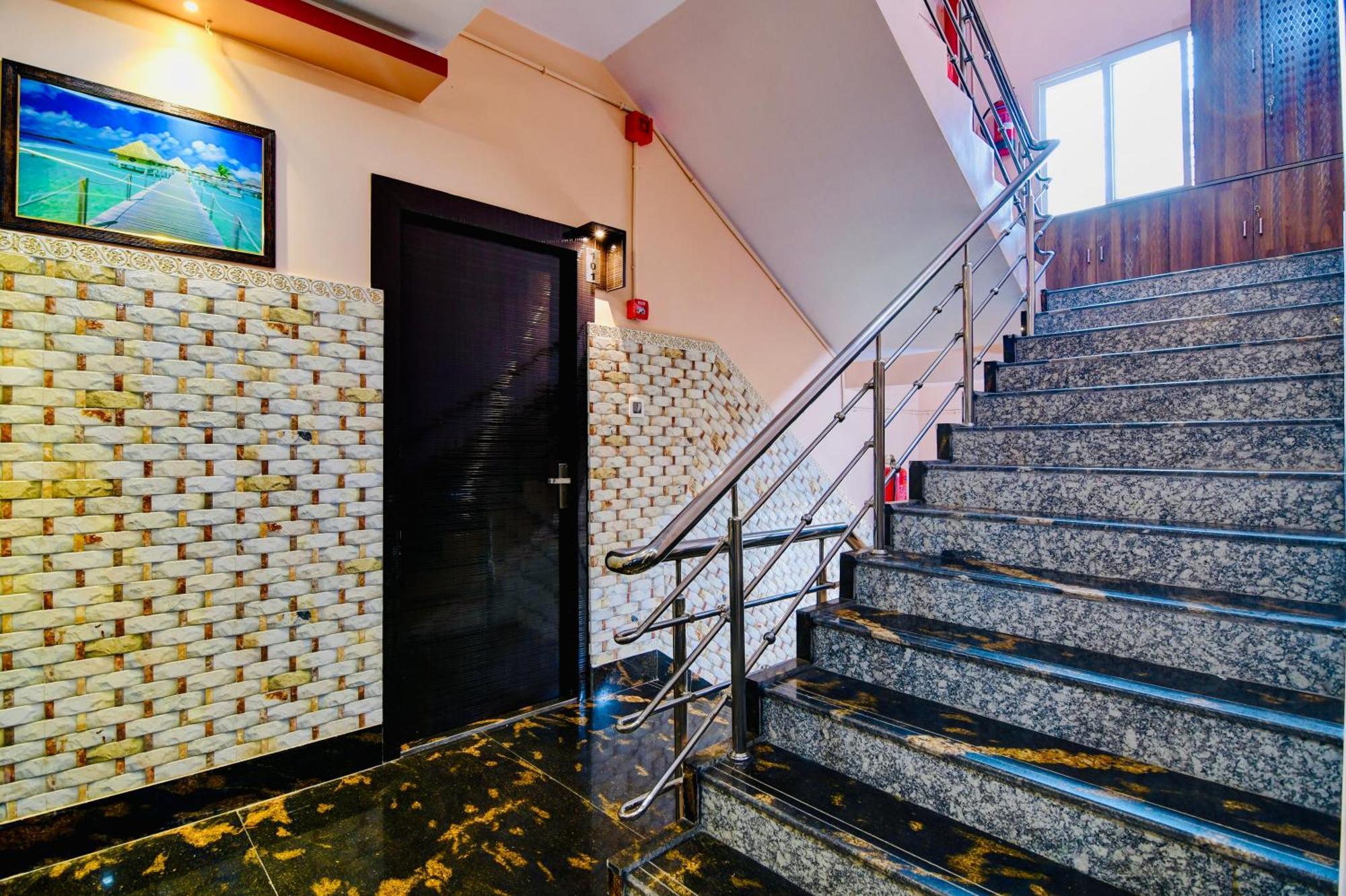 Hotel Kanan Inn Kalkuta Zewnętrze zdjęcie