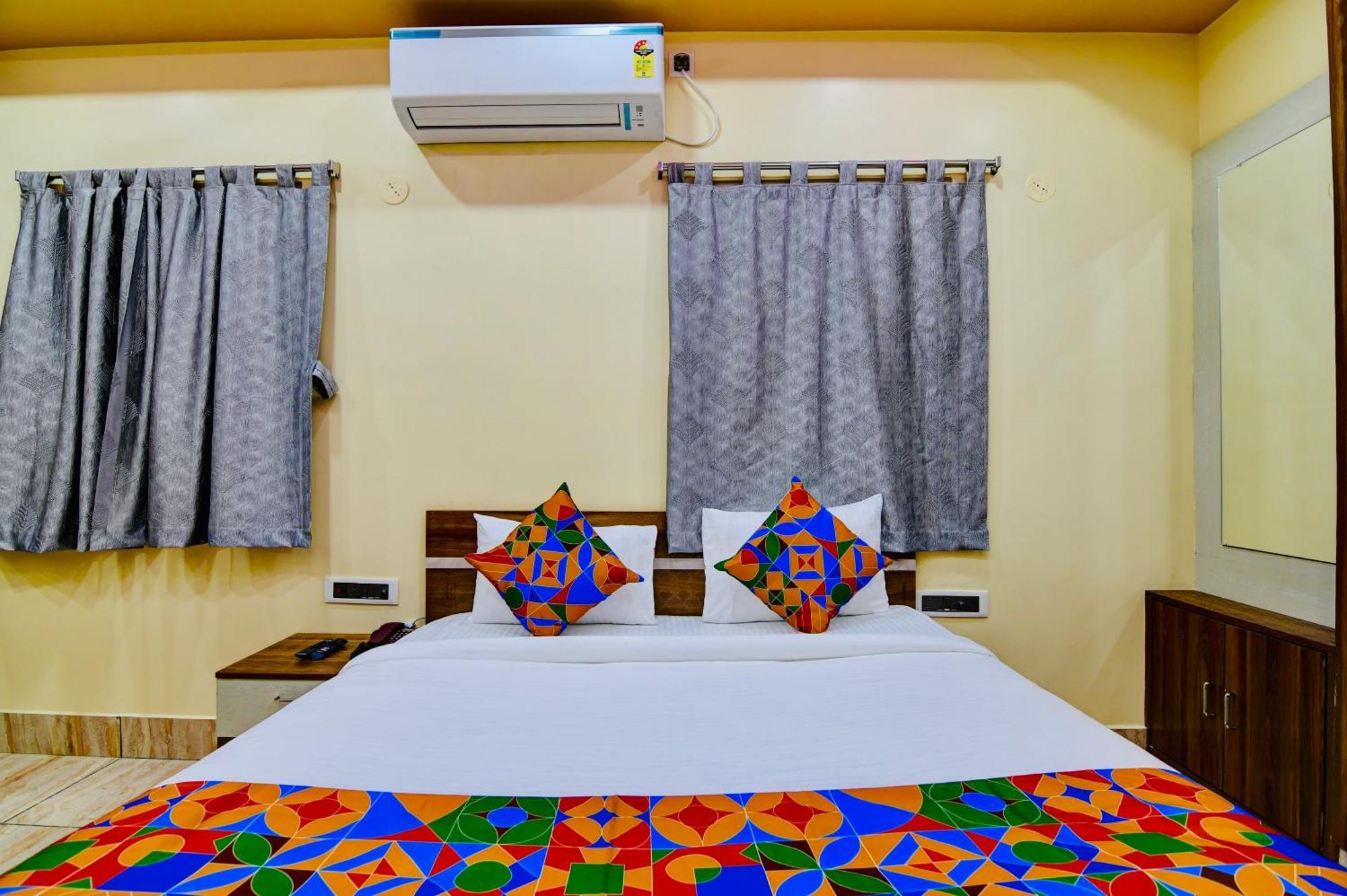 Hotel Kanan Inn Kalkuta Zewnętrze zdjęcie