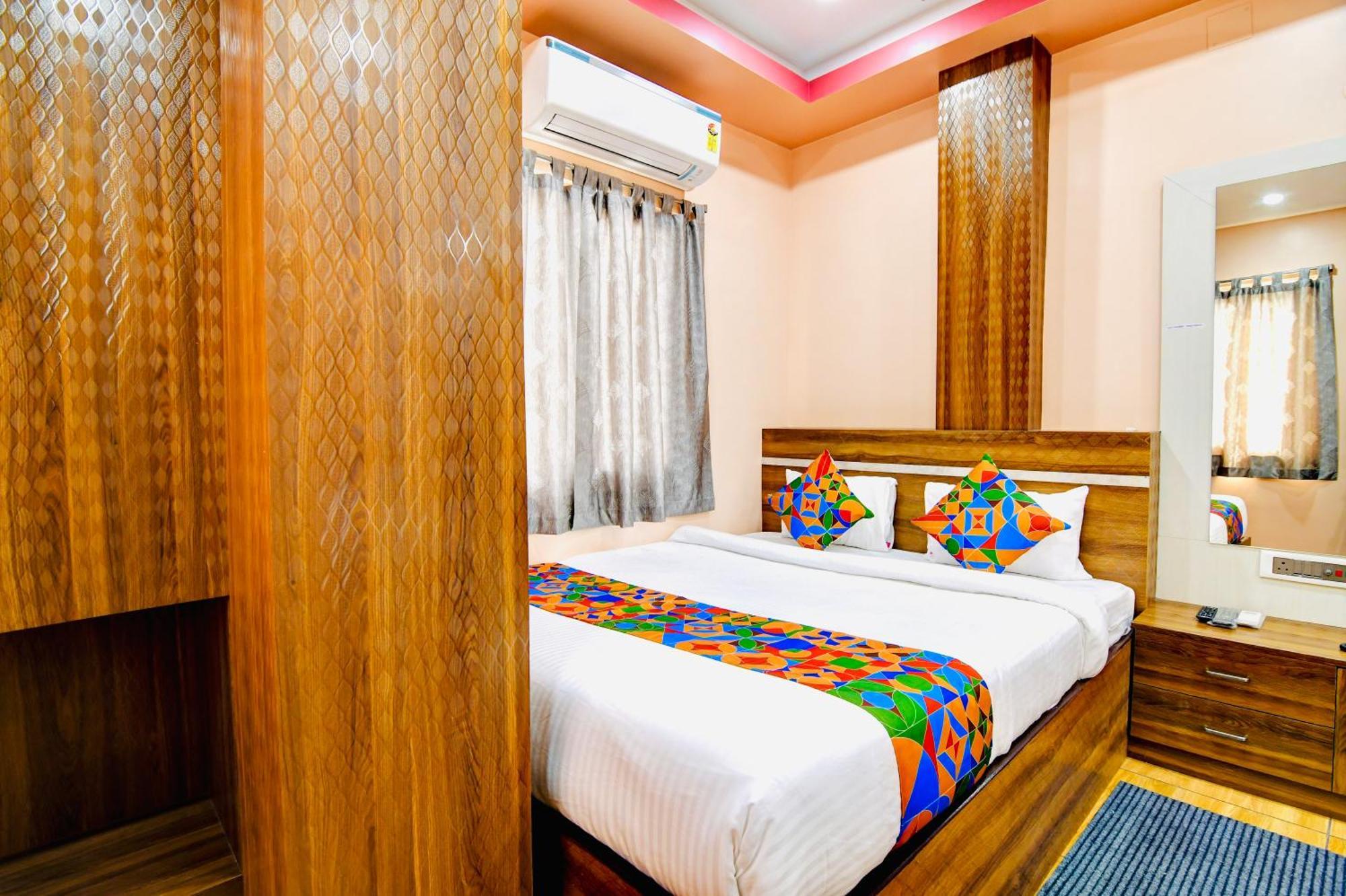Hotel Kanan Inn Kalkuta Zewnętrze zdjęcie