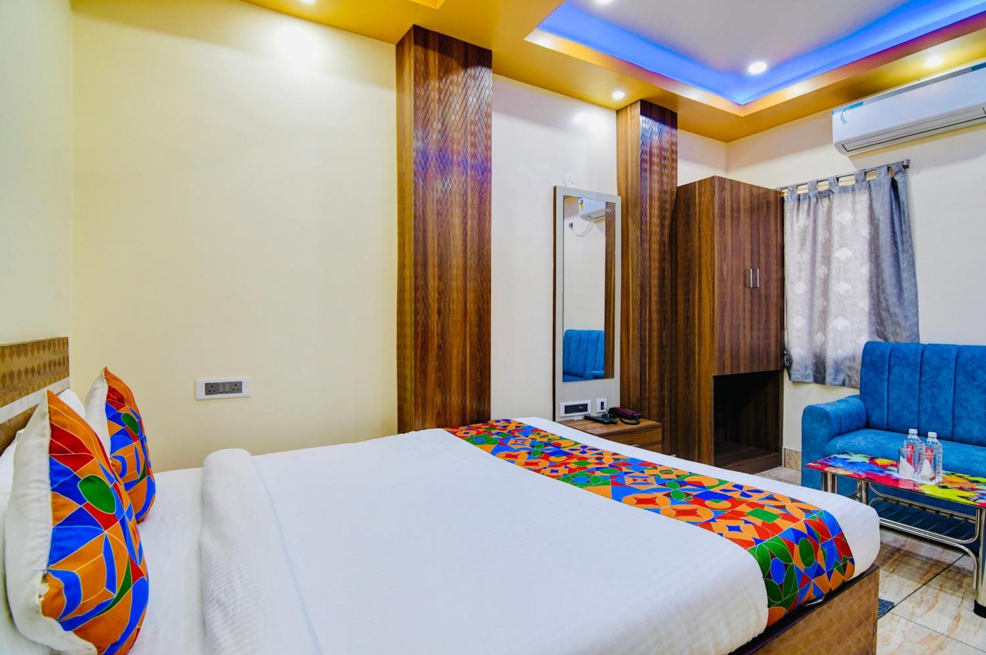 Hotel Kanan Inn Kalkuta Zewnętrze zdjęcie